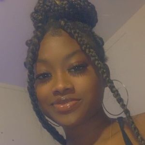 Meet your Posher, Precious